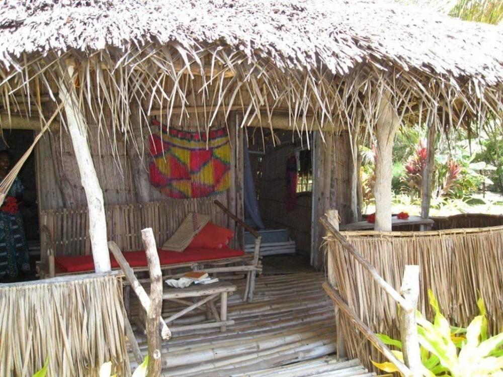 Friendly Beach Looukeureus Екстериор снимка