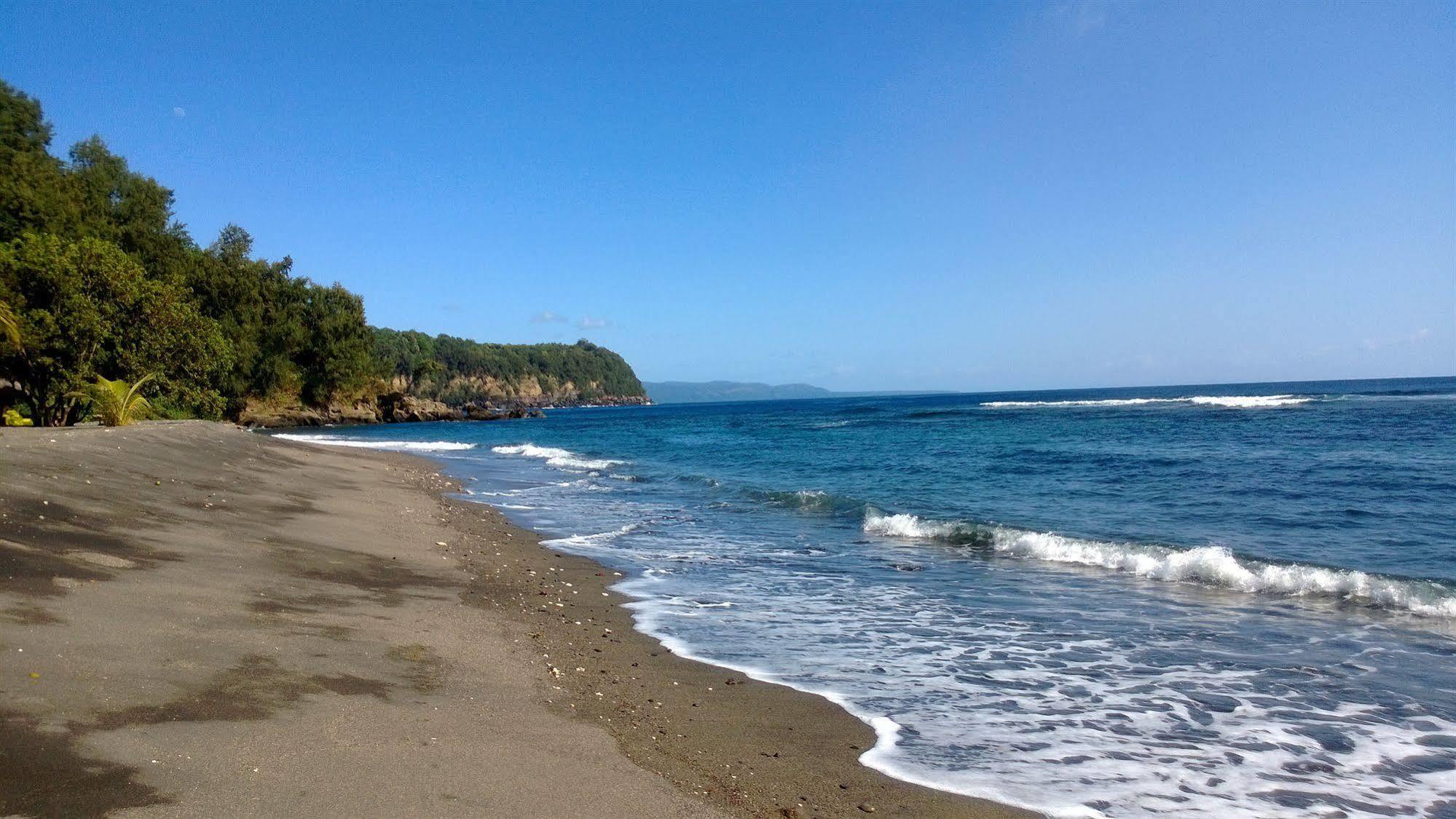 Friendly Beach Looukeureus Екстериор снимка