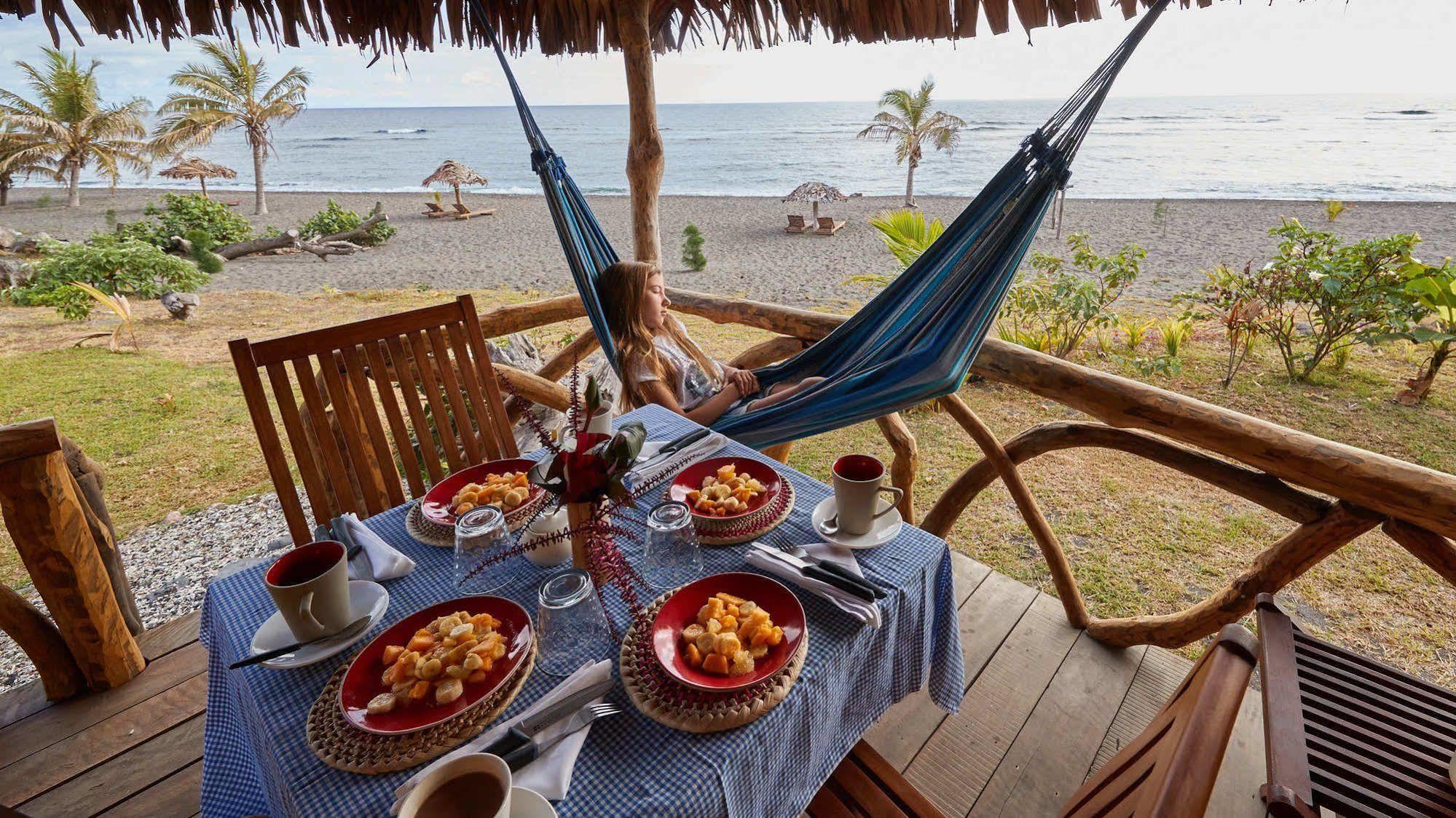 Friendly Beach Looukeureus Екстериор снимка