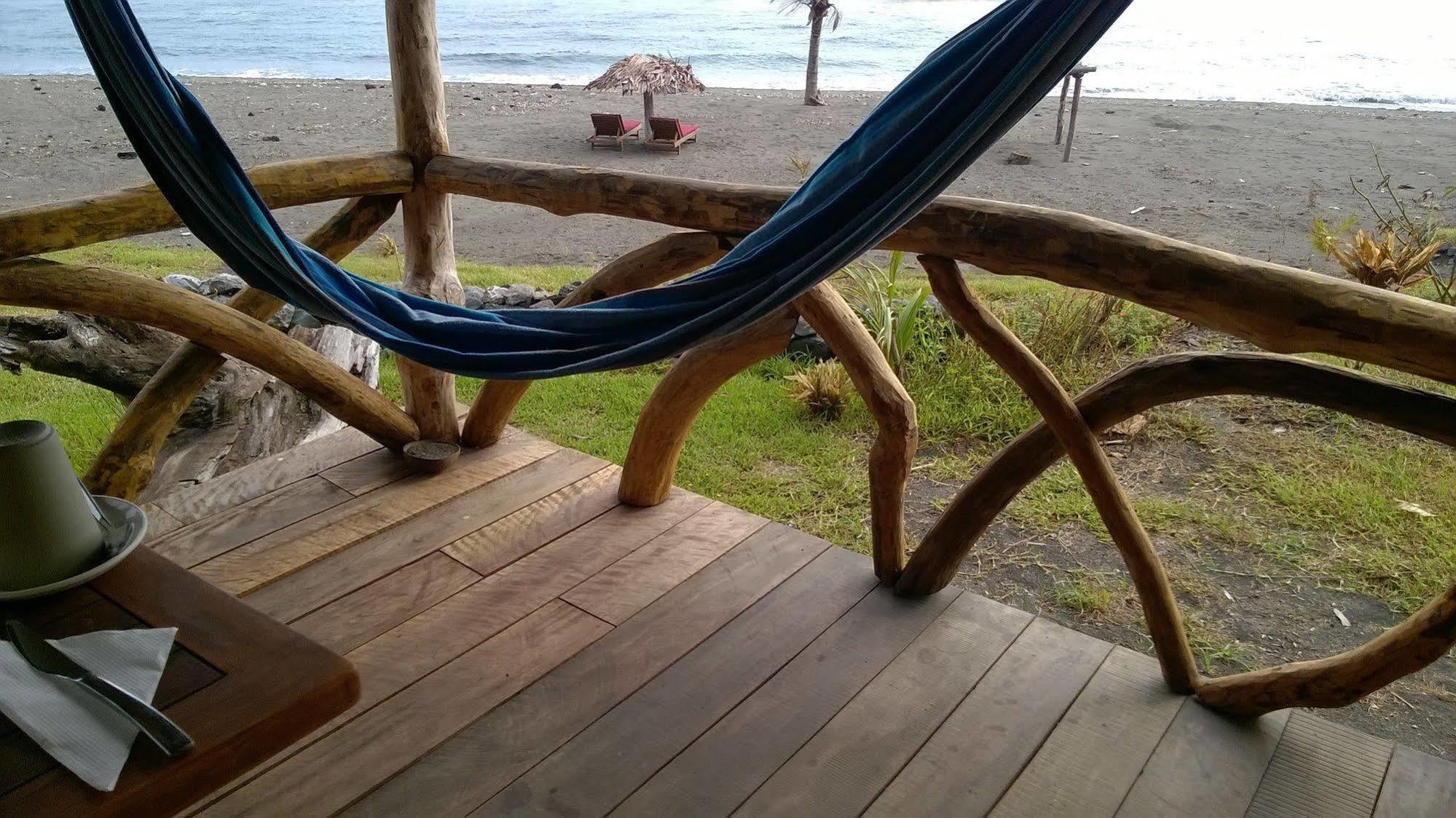 Friendly Beach Looukeureus Екстериор снимка